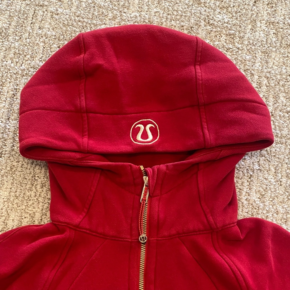 lululemon athletica Red Lunar New Year collection Full-Zip Hoodie - Picture 2 of 9